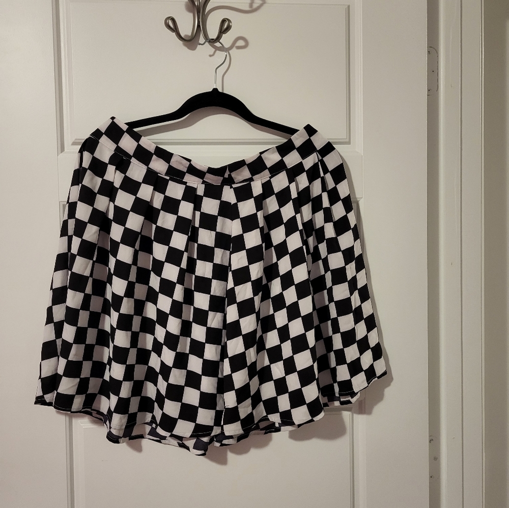 Black and White Checkerboard Pleated Skirt By Shein